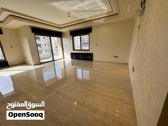 شقة مميزة بتشطيبات سوبر ديلوكس للإيجار السنوي في ضاحية النخيل