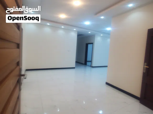 شقق للايجار اوال ساكن معا مواقف خاصه في الاصبحي