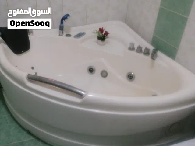 جاكوزي تواليت لحاله ممتازه