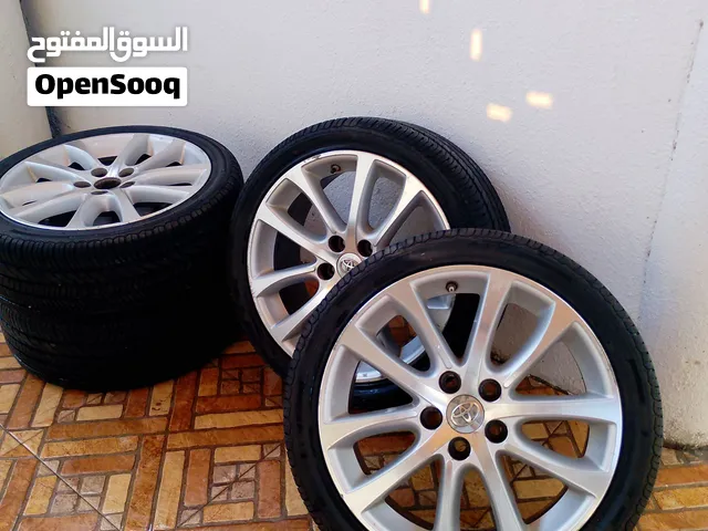 للبيع رنجات و التواير لتويوتا افالون ليميتيد 2015