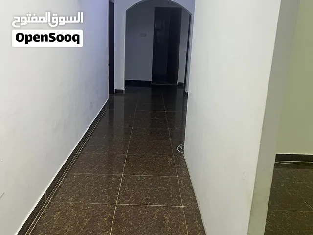 شقه للايجار بمدينه الشامخه 1