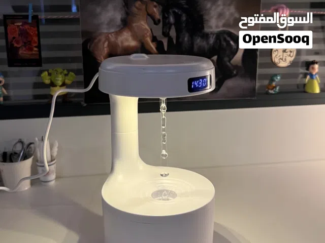مخبرة ومرطب هواء على شكل قطرات ماء