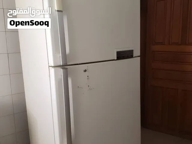 ثلاجه شغاله قرعه.ال جي السعررر حقها 85 الف