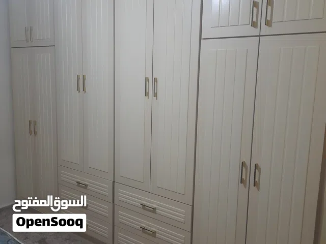 خزائن ملابس خشب لامنيت 18م الون حسب الطلب جميع المقاسات مع إمكانية تغير نوع الخشب كفاله 5سنوات على ا