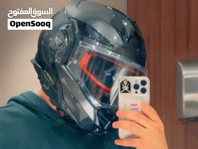 هلمت دراجة نارية مستعملة بحالة جيدة