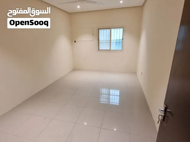 شقق نظيفة في بكوارة