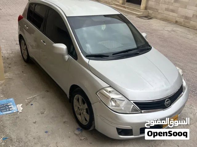 Nissan versa 2012 Japan