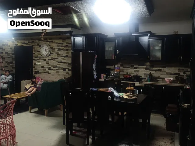 شقة سكنية في اجمل مواقع رام الله بالقرب من مجمع رام الله الترويحي وحديقة الردانة