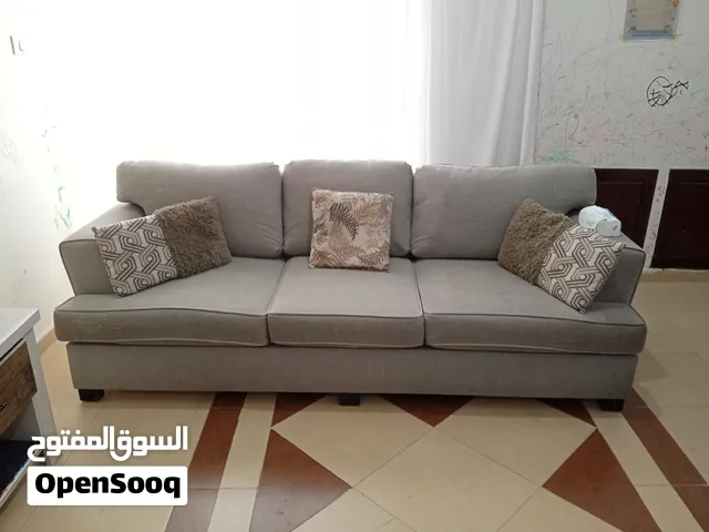 طقم جلوس شهوان ، مكون من 9 مقاعد