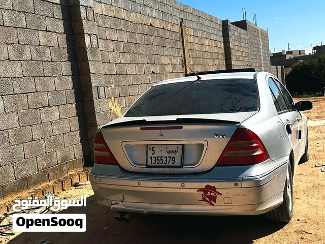 مرسيدس E240