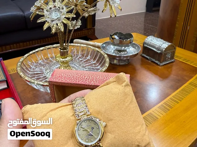 للبيع اقل من سوق ساعه نسائيه من نور مجان