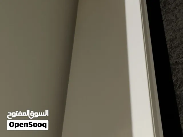 طاولة كونسول