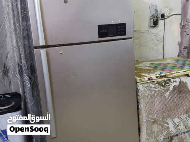 ثلاجة اليجي للبيع على للفحص