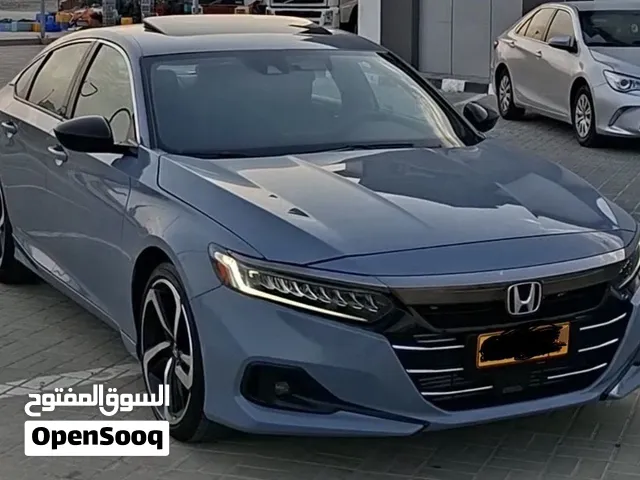 هوندا اكورد 2022  اخر دفعه شهر 9   2.0 T    ممتازه جدا