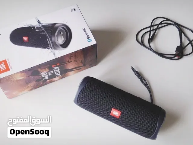 JBL Flip5 مستعملين بحالة ممتازه