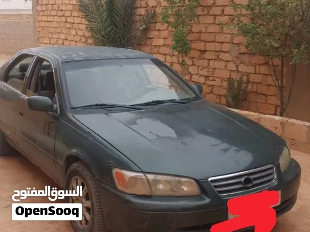 تيوتا كامري للبيع