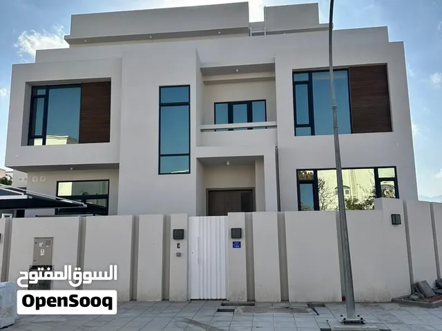 فيلا فخمة وراقية للبيع   الموقع : بوشر مقابل مستشفى السلطاني في المنطقه الي خلف مجمع صحي بوشر وقريب