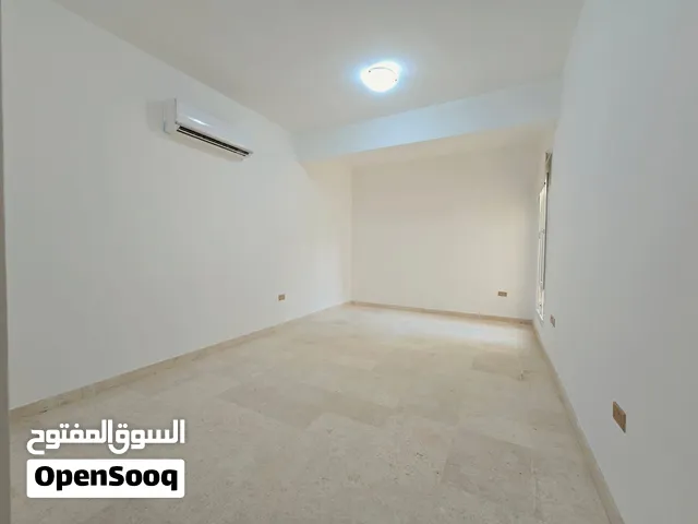 فيلا للايجار الشماليه قريب الموج/Villa for rent in the northern region, near Al Mouj