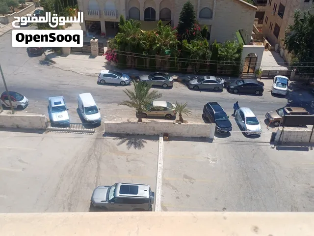 عيادة للايجار