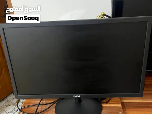 شاشات عدد ثنين نضيفات 100% شرط الفحص من الخدش ايضاً عنواني الزعفرانيه