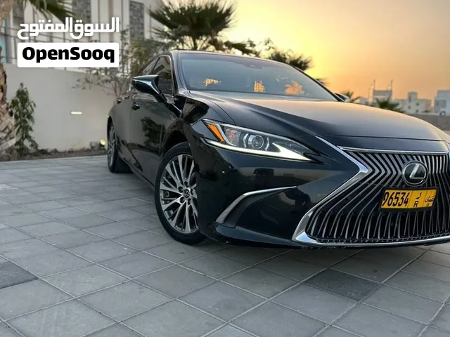 لكزس ES350 موديل 2019 للبيع وبحالة ممتازة