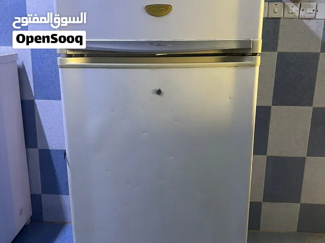 ثلاجة مستعملة صالحة للاستخدام