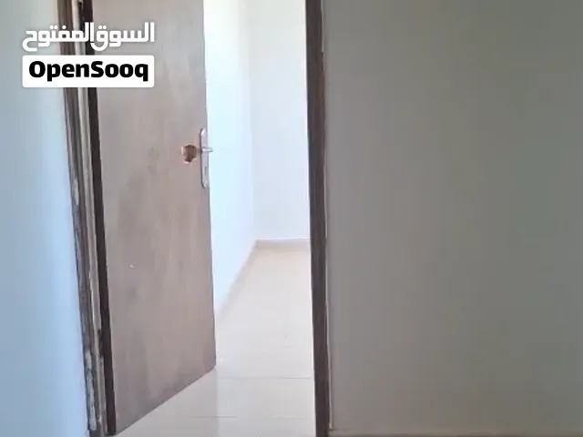 شقة للايجار في بيتونيا مفرق ال 17
