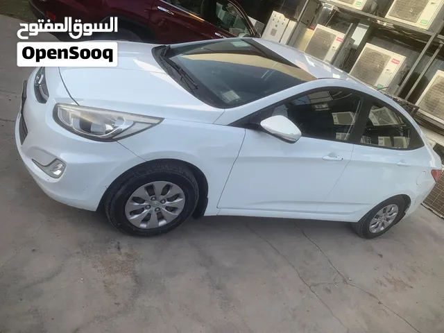 اكسنت للبيع