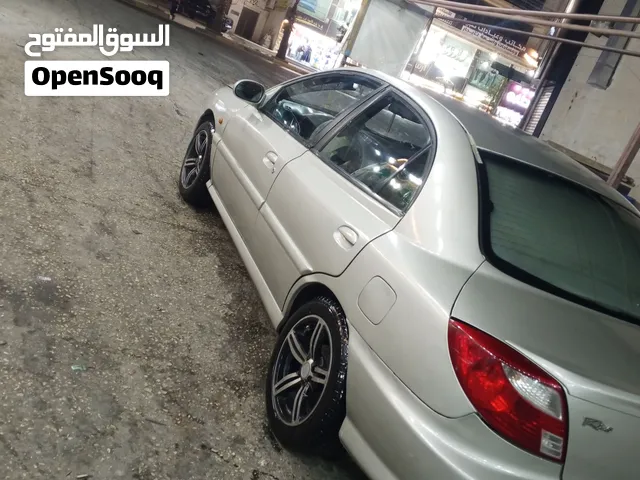 كيا ريو 2001