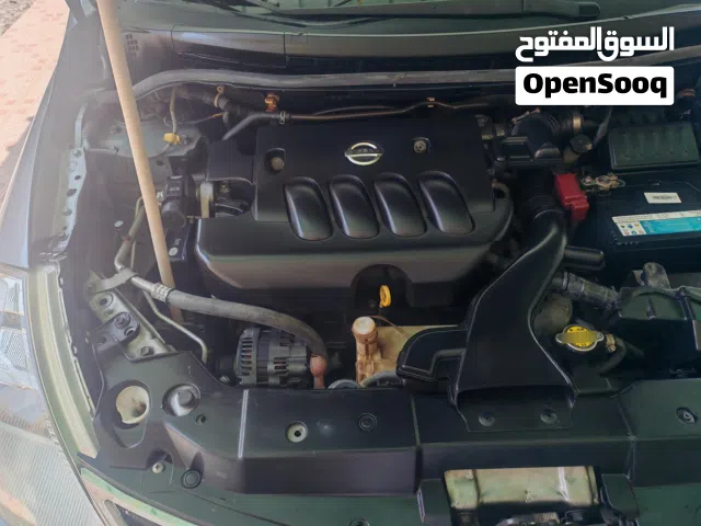 نيسان فيرسا وارد المكسيك حالة المركبة المكينة والجير والبودي بحالة ممتازة محتاجة بدلي إطارات