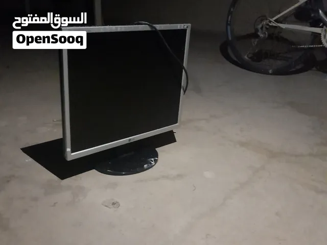 شاشه كمبيوتر بسعر ممتاز جدا