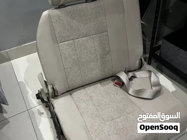 كرسي خلفي كروزر نضيف