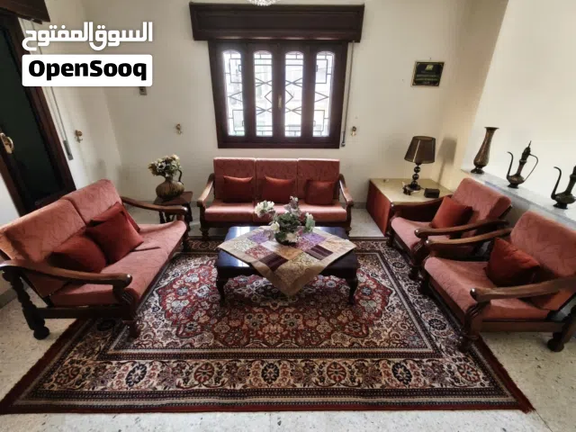 صالون غرفة جلوس/معيشة بحالة ممتازة
