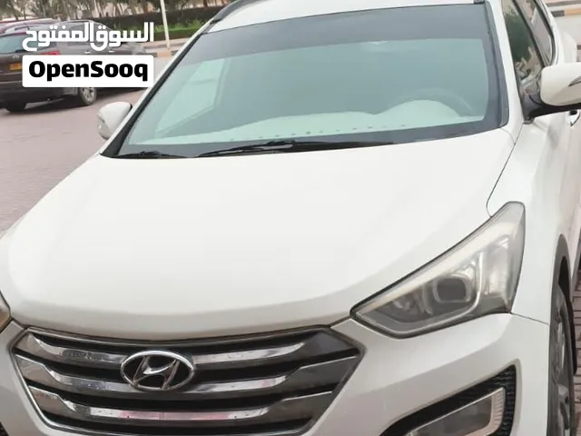 Hyundai Sentafe 3.3L 4WD,White,All new Tyres,Excellent Condition