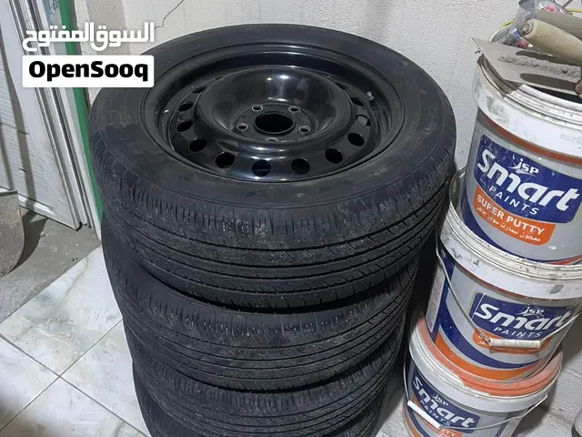 للبيع رنكات مع تايرات حجم 16 شرط لا عوج و لا فطر مع تاير السعر 200