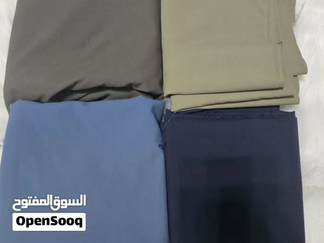 قطع اقمشة رجالية متبقي قطعة من كل لون فقط