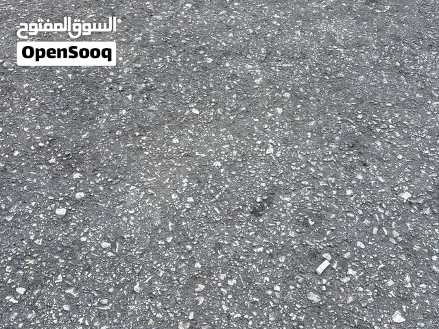 بيت مستقل للبيع في منطقة الصناعية اللبيرة 3 مخازن تحت كبار  وطابق فوق المخازن مساحة 200 متر  مخازن