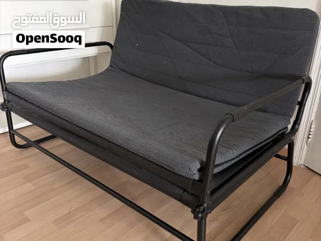 للبيع كنب صوفه بيد تتحول الى سرير