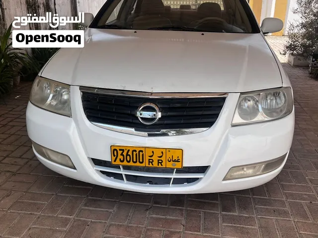 Nissan Sunny 2012