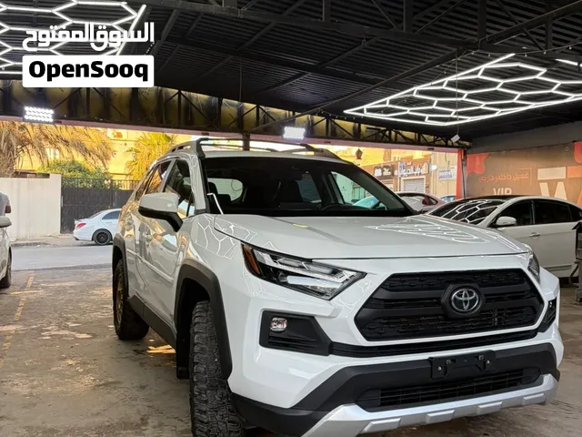 Toyota rav4 adventure 2023