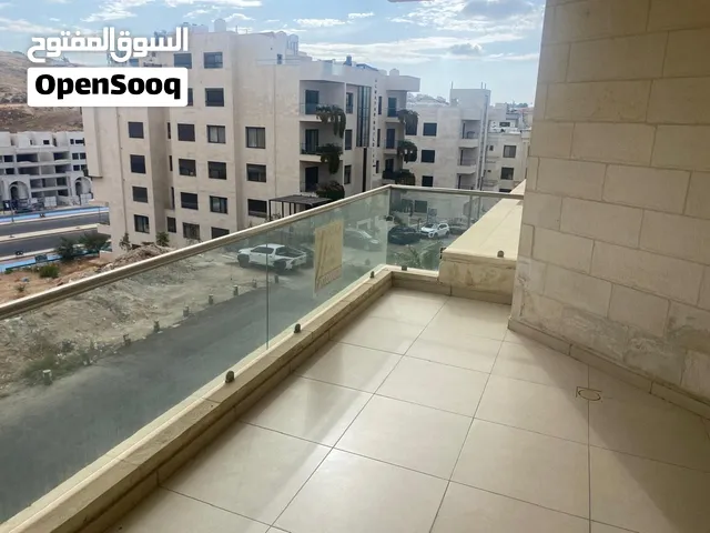 شقه طابقية فارغه للإيجار في دير غبار 15574