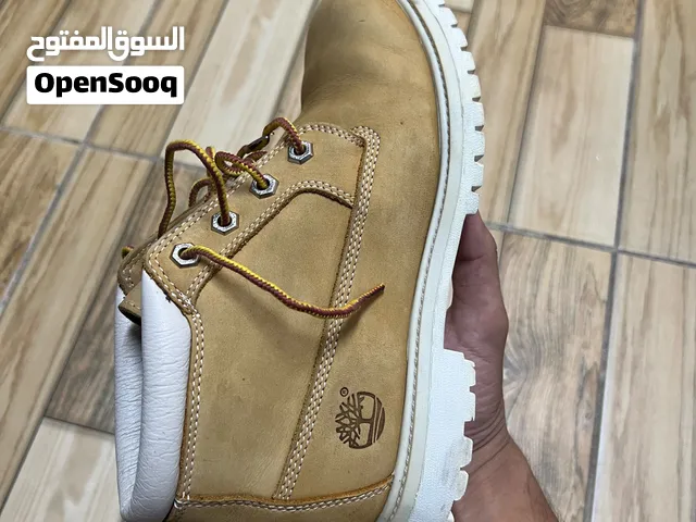 احذية تمبرلاند Timberland نمرة 39/40 اصلي قصة مميزة