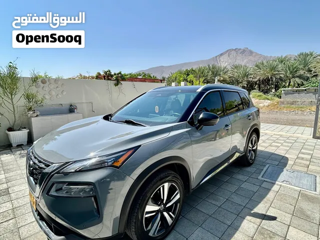 Used Nissan Rogue in Al Dakhiliya