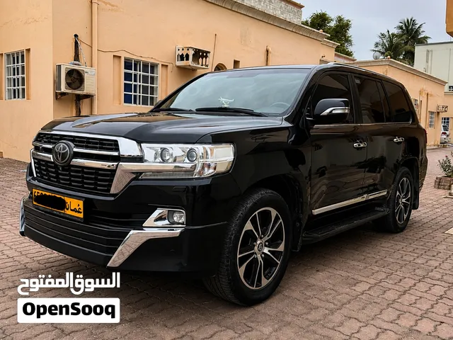 Toyota Land Cruiser 2021 V8 5.7