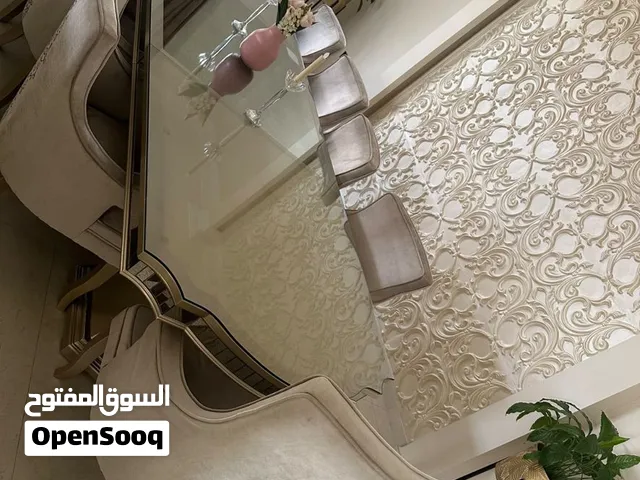 طاوله طعام مستعمله