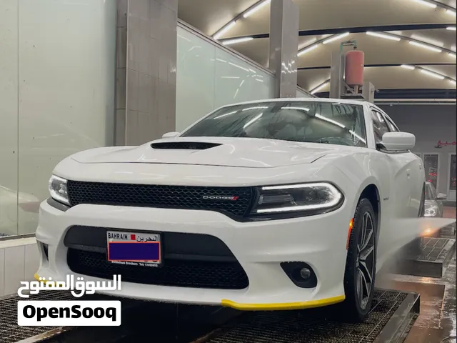 Dodge Charger R/T Plus. V8 under warranty- Official warranty until end of 2028/ 200,000km