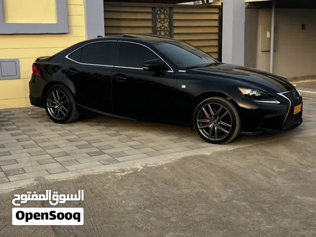 للبيع فقط لكزس is200t FSport اصل دفريشن