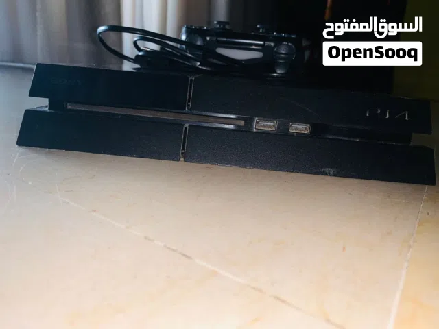PS4 en très bon état