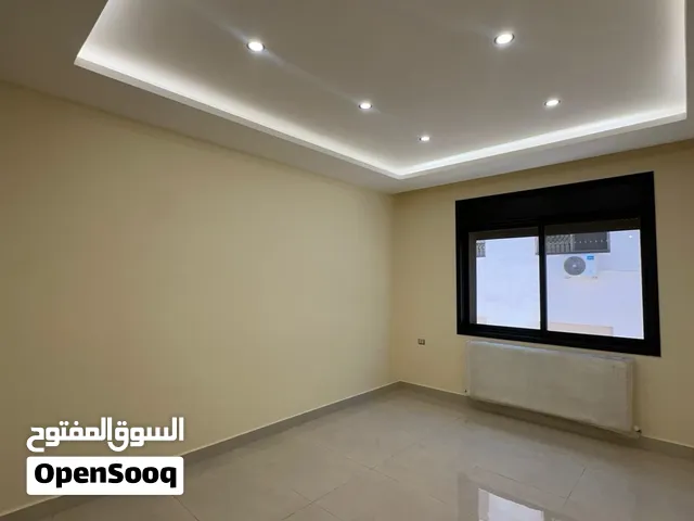 شقة ثالث مع رووف 255م2 مع تراس خارجي 60م2 بام زويتينة