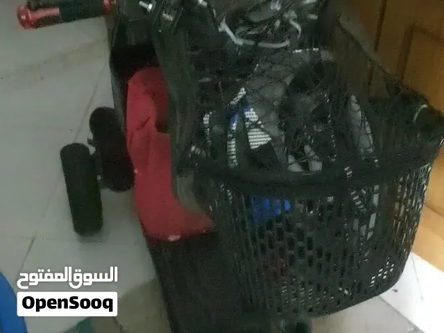 اسكوتر 3 عجلات مستعمل بحالة جيدة جدا كما في الصور